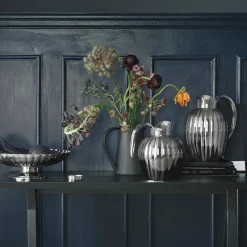 Georg Jensen Bernadotte dish on stand, Ø 28 cm GreySilver-coloured Hot