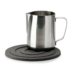 Born In Sweden Circle round trivet Ø20 cm, Black Hot