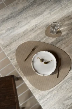 LIND DNA Corduroy placemat curve L, Clay Brown Discount