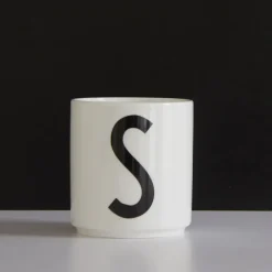 Design Letters cup, S BlackWhite Best