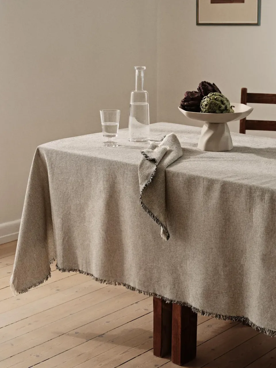 Broste Copenhagen Elouise tablecloth 160x200 cm, Black Outlet