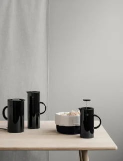 Stelton EM77 vacuum jug 1 l, shiny Black Clearance