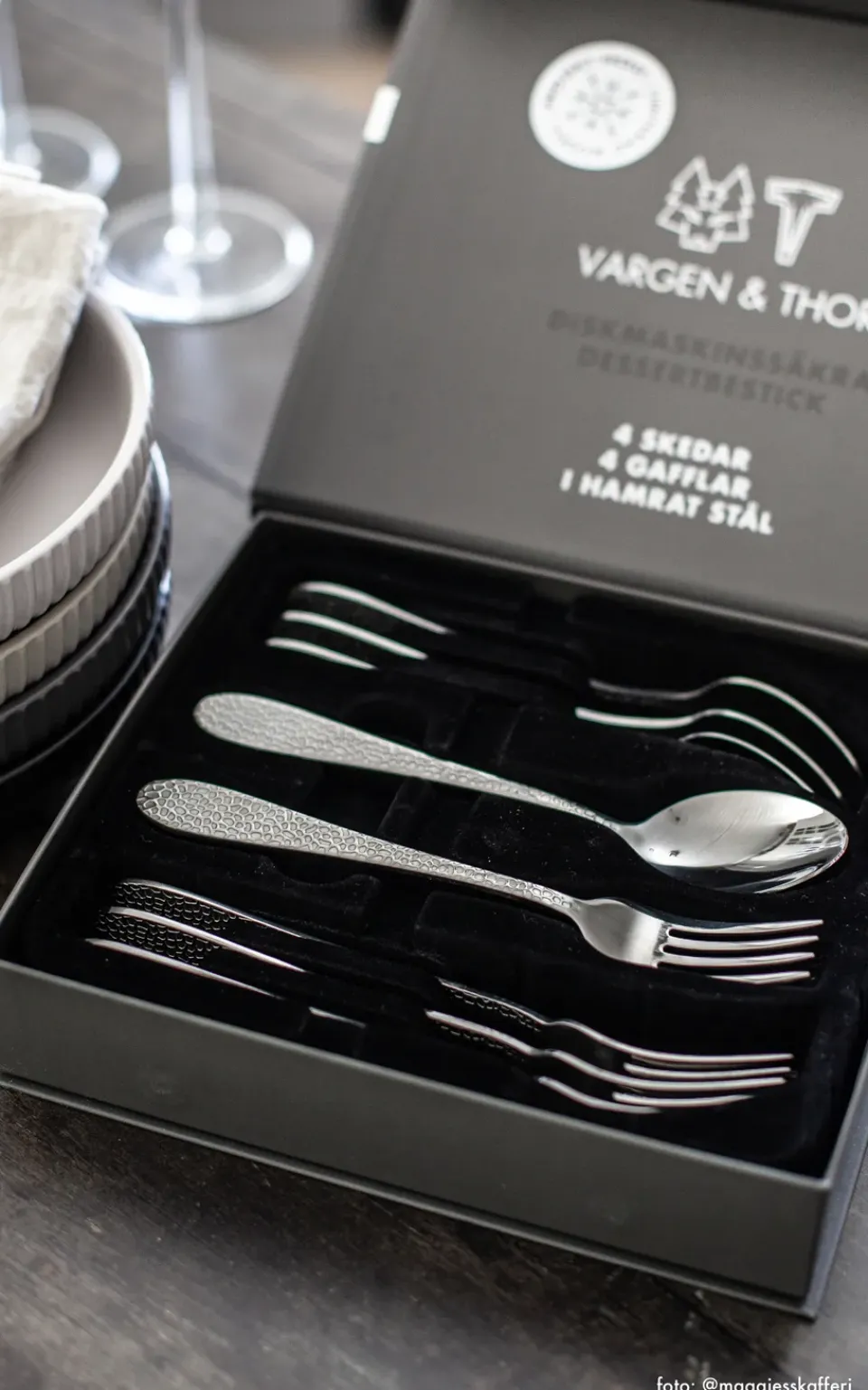Vargen & Thor Frost dessert/starter cutlery 8 pieces, Onyx Black Hot