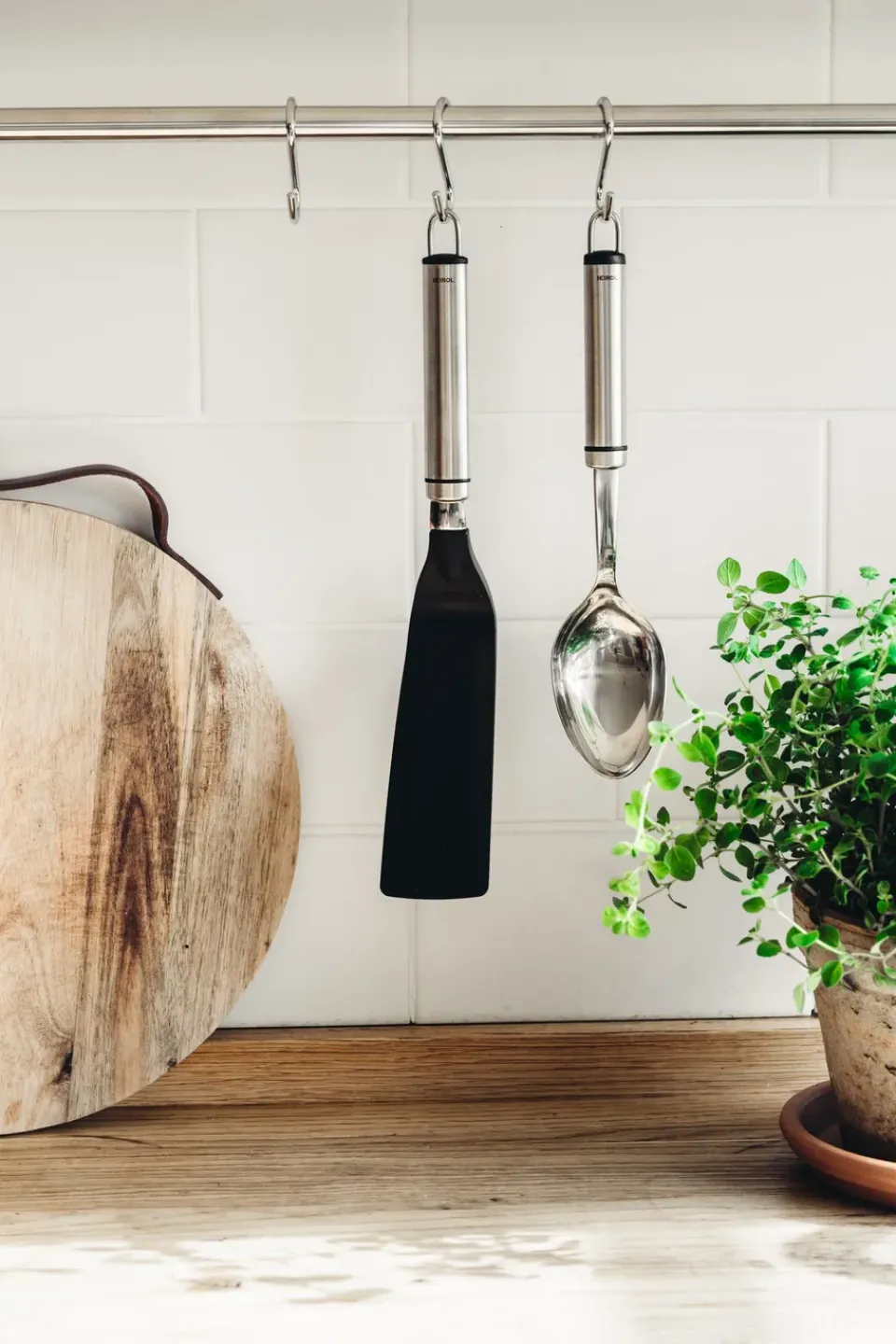 Heirol Steely serving spoon, Stainless steel Silver-coloured