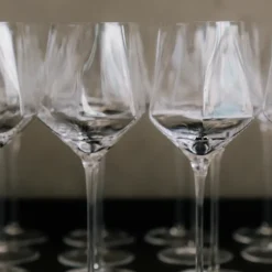 Vargen & Thor HEXA wine glass 35 cl 4-pack, Clear Transparent Best