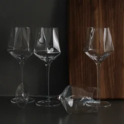 Vargen & Thor HEXA wine glass 35 cl 4-pack, Clear Transparent Best