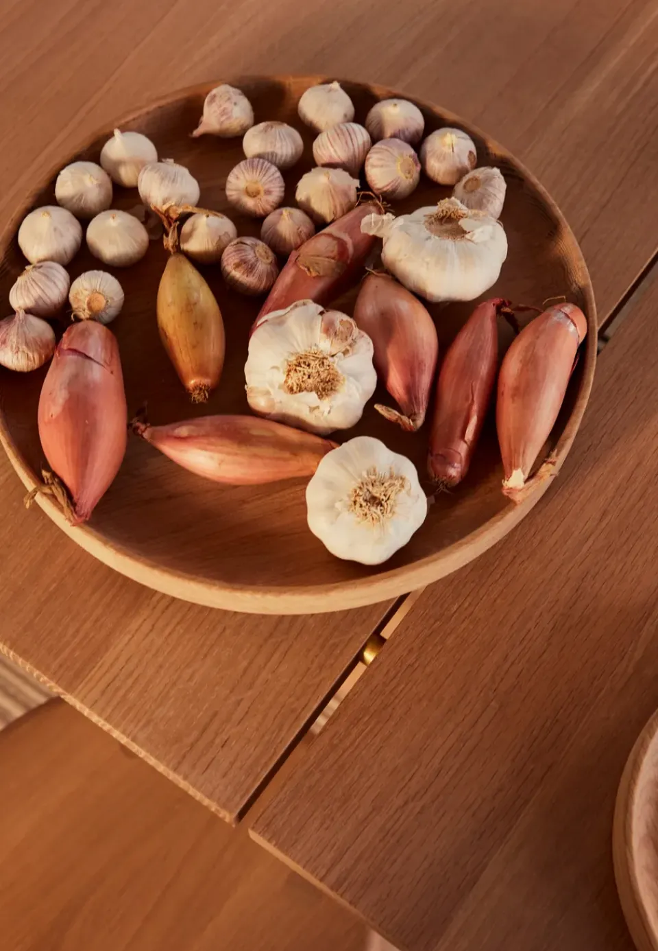 OYOY Inka wooden tray round Ø30 cm, Nature Brown Clearance