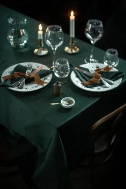 Wik & Walsøe Julemorgen tablecloth, , 140x240 cm Green Discount