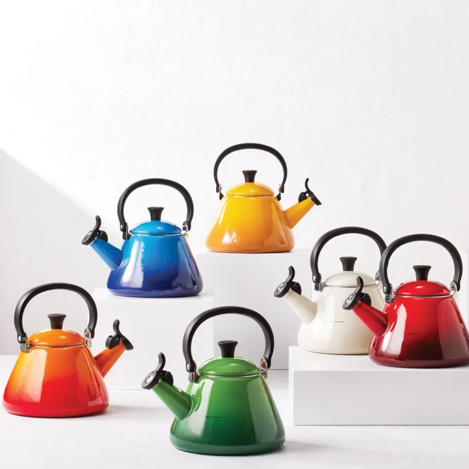 Le Creuset Kone kettle with whistle, Nectar YellowOrange Discount
