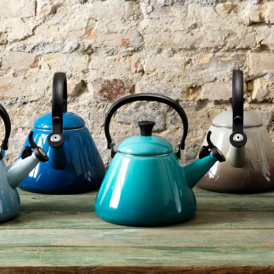Le Creuset Kone kettle with whistle, Caribbean Turquoise Discount