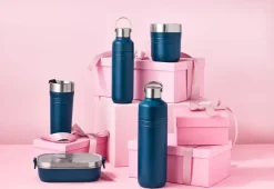 Le Creuset On The Go thermos bottle 0,5 L, Deep Teal Blue Online