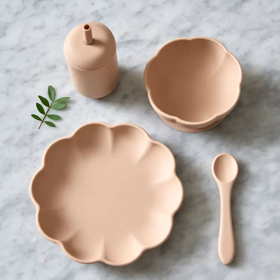 Jack o Juno Little Poppy children's dinner set 4 pieces, Oatmeal White