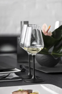 Villeroy & Boch Manufacture Rock white wine glass 38 cl 4-pack, Clear-black BlackTransparent Discount