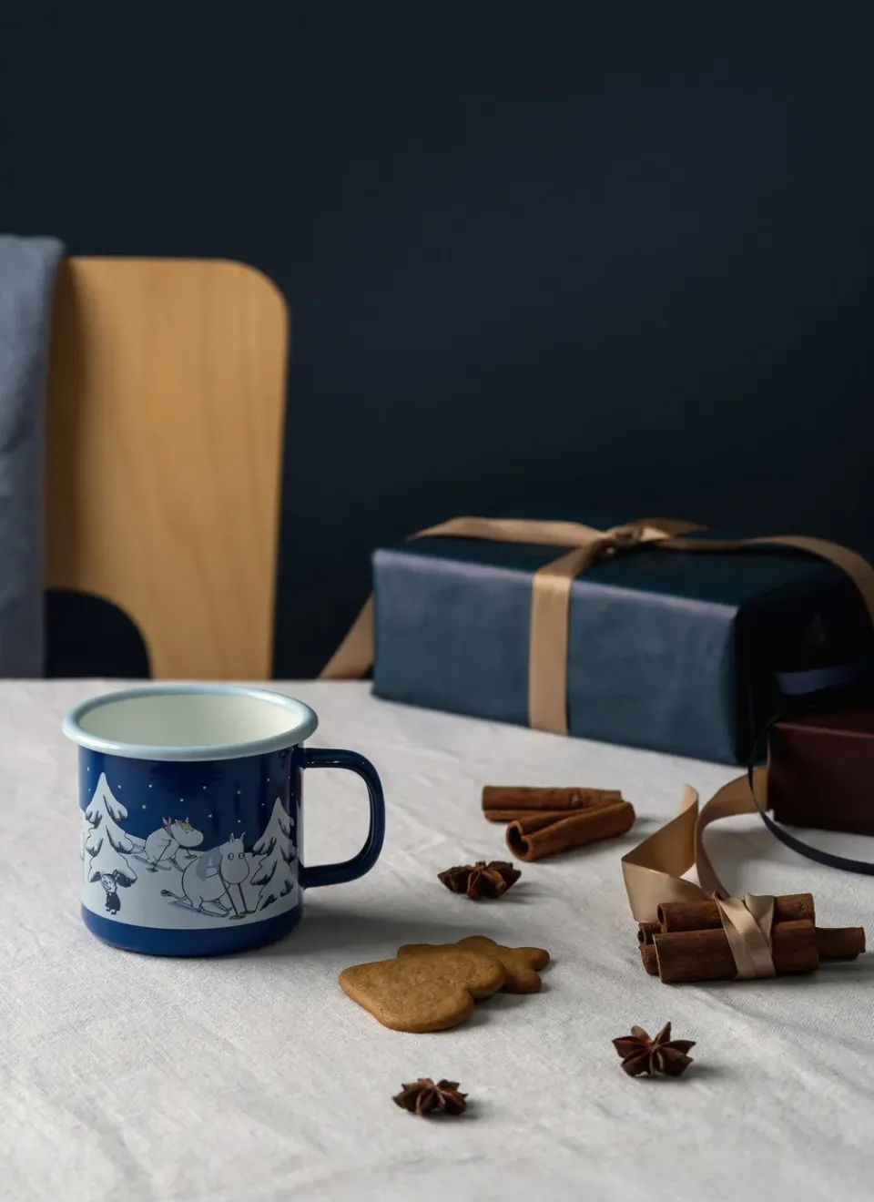 Muurla Moomin enamel mug 37 cl, Starry night Blue