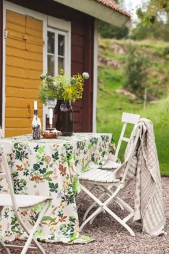 Almedahls Ängsö tablecloth 145x250 cm, -beige Multi Hot