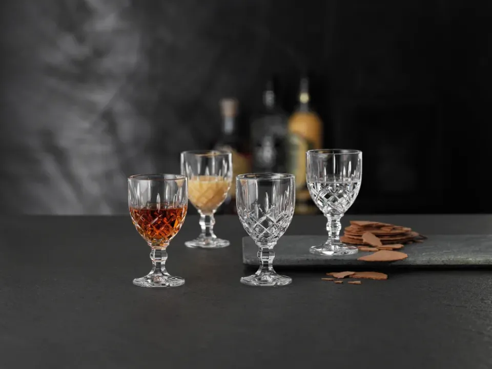 Nachtmann Noblesse liquor glass 5.7 cl 4-pack, Clear Transparent Hot
