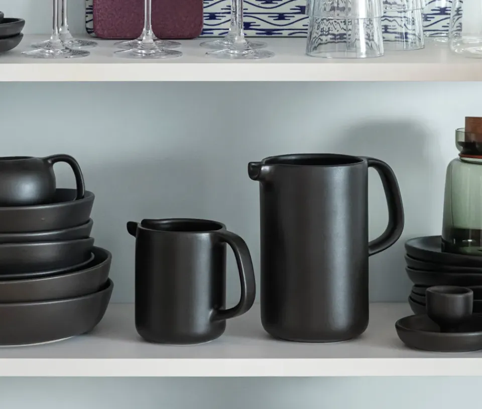 Eva Solo Nordic kitchen cylinder jug, 1.0 L Black