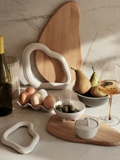 Broste Copenhagen Nordic Vanilla pot stand, 19x25 cm White Hot