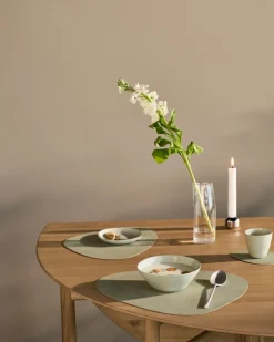 LIND DNA Nupo place mat curve M, Olive Green Hot