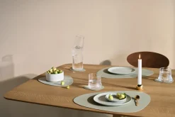 LIND DNA Nupo placemat curve S, Olive Green Hot