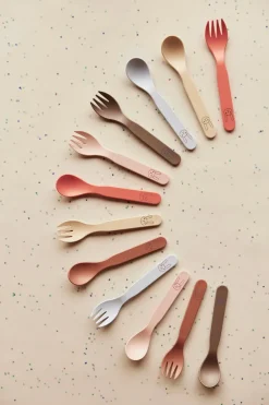 OYOY Pullo children's cutlery set, Apricot Orange Hot