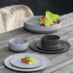 Aida Raw plate Ø28 cm, with dots Black Outlet