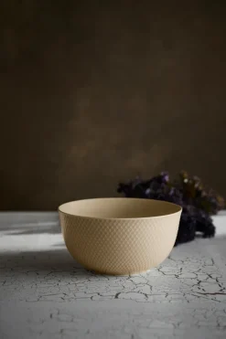 Lyngby Porcelæn Rhombe serving bowl Ø22 cm, Marble White Outlet