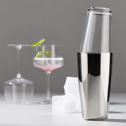 Zone Denmark Rocks Boston shaker, polished steel Silver-coloured New