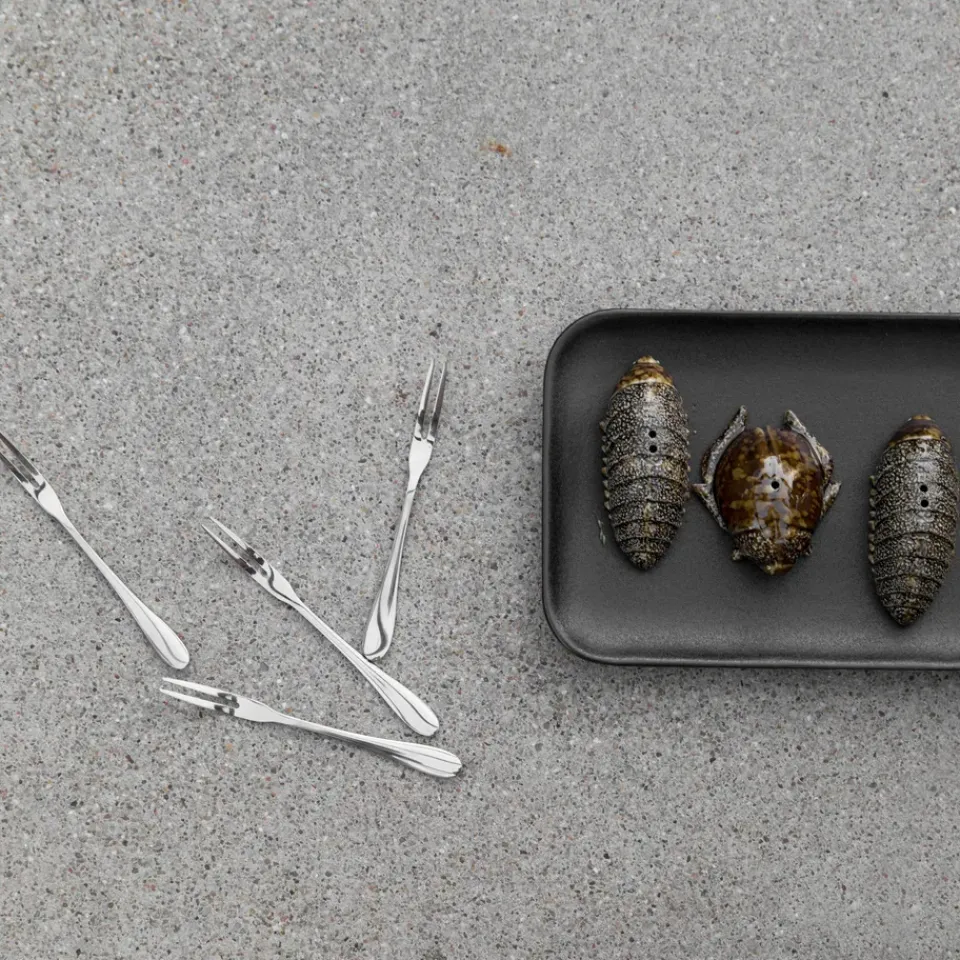 Byon Salt- & pepper shaker beetles, Brown Outlet