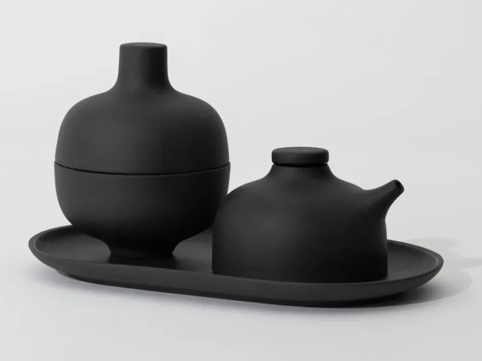 Design House Stockholm Sand plate oval 12.5x20 cm, clay Black