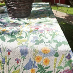 Ekelund Linneväveri Sommartid table cloth, 145x300 cm Multi Sale