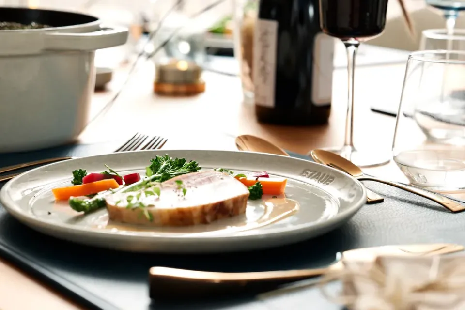 STAUB New Truffle dinner plate, Ø26 cm White Hot