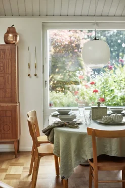 Himla Sunshine tablecloth 145x250 cm, Sage Green Online