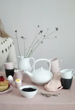 Rörstrand Swedish Grace teapot, snow White Clearance