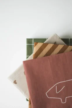 DBKD Swedish pig paper napkin 33x33 cm 20-pack, Red Clearance