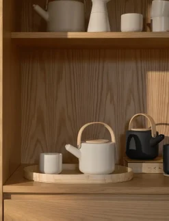 Stelton Theo thermal mug with coaster 25 cl, Sand Beige Hot