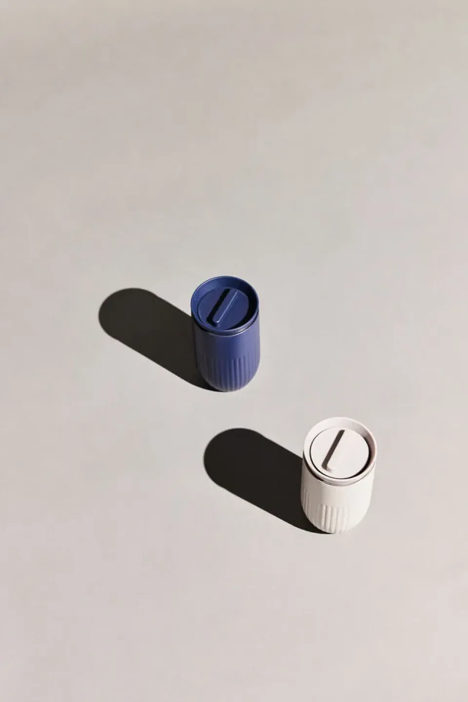 Sagaform Tova car mug thermos mug 32 cl, Blue Hot